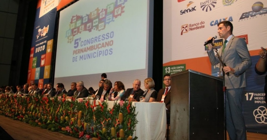 Congresso reuniu gestores municipais para debater cumprimento de Objetivos de Desenvolvimento Sustentável. Foto: AMUPE