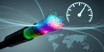 Cientistas japoneses superam a ficção: internet 3,5 milhões de vezes mais rápida que a sua